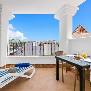 https://cosy-apartment-la-caleta.in-canary-islands.com